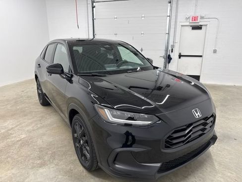 Certified 2024 Honda HR-V Sport image 3