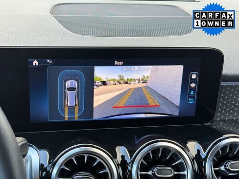 Certified 2024 Mercedes-Benz GLB 250 image 23