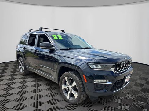 Used 2023 Jeep Grand Cherokee 4WD 4xe w/ Luxury Tech Group II image 5