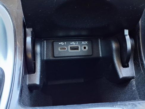 Used 2022 Nissan Maxima SV w/ Floor Mat Group image 21