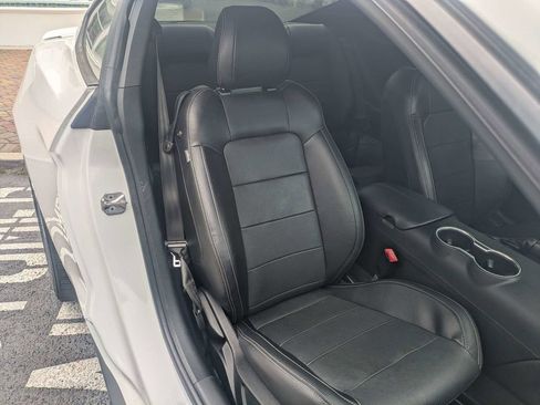 Used 2018 Ford Mustang GT Premium w/ Enhanced Security Package RWD image 15