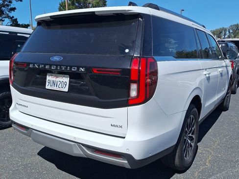 Used 2025 Ford Expedition Max Platinum image 6