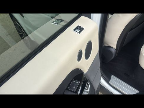 Used 2021 Land Rover Range Rover Sport HSE Silver Edition image 23