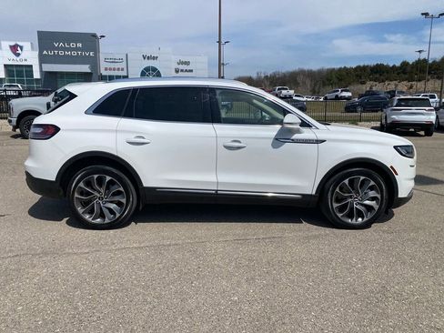 Used 2022 Lincoln Nautilus Reserve image 7