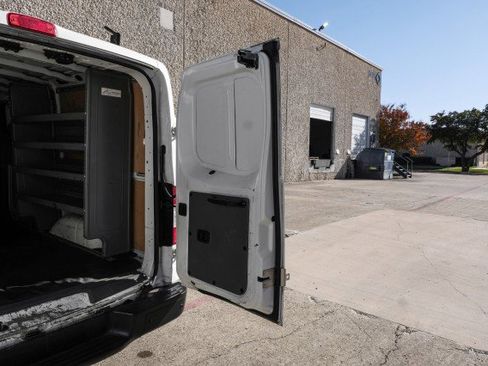 Used 2018 Nissan NV 2500 SV w/ Navigation Package image 43