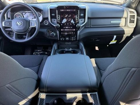 New 2026 RAM 1500 Big Horn AWD/4WD image 18