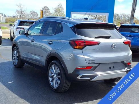 Used 2023 Buick Encore GX Essence w/ Experience Buick Package FWD image 3