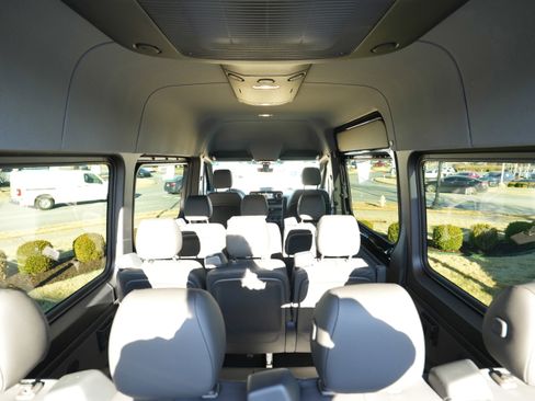 New 2026 Mercedes-Benz Sprinter 2500 image 21