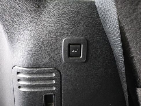 Used 2015 Lincoln Navigator 4WD image 45