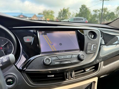 Used 2017 Buick Envision Premium AWD/4WD image 16