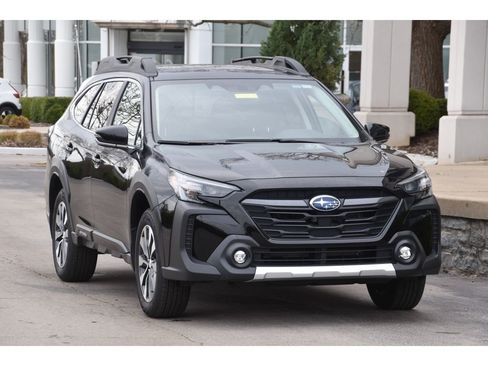 Used 2025 Subaru Outback Limited image 2