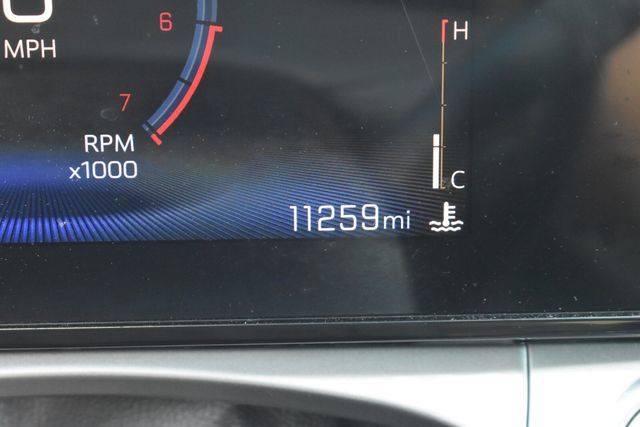 Certified 2025 Chevrolet Trax LT w/ LT Convenience Package FWD image 26