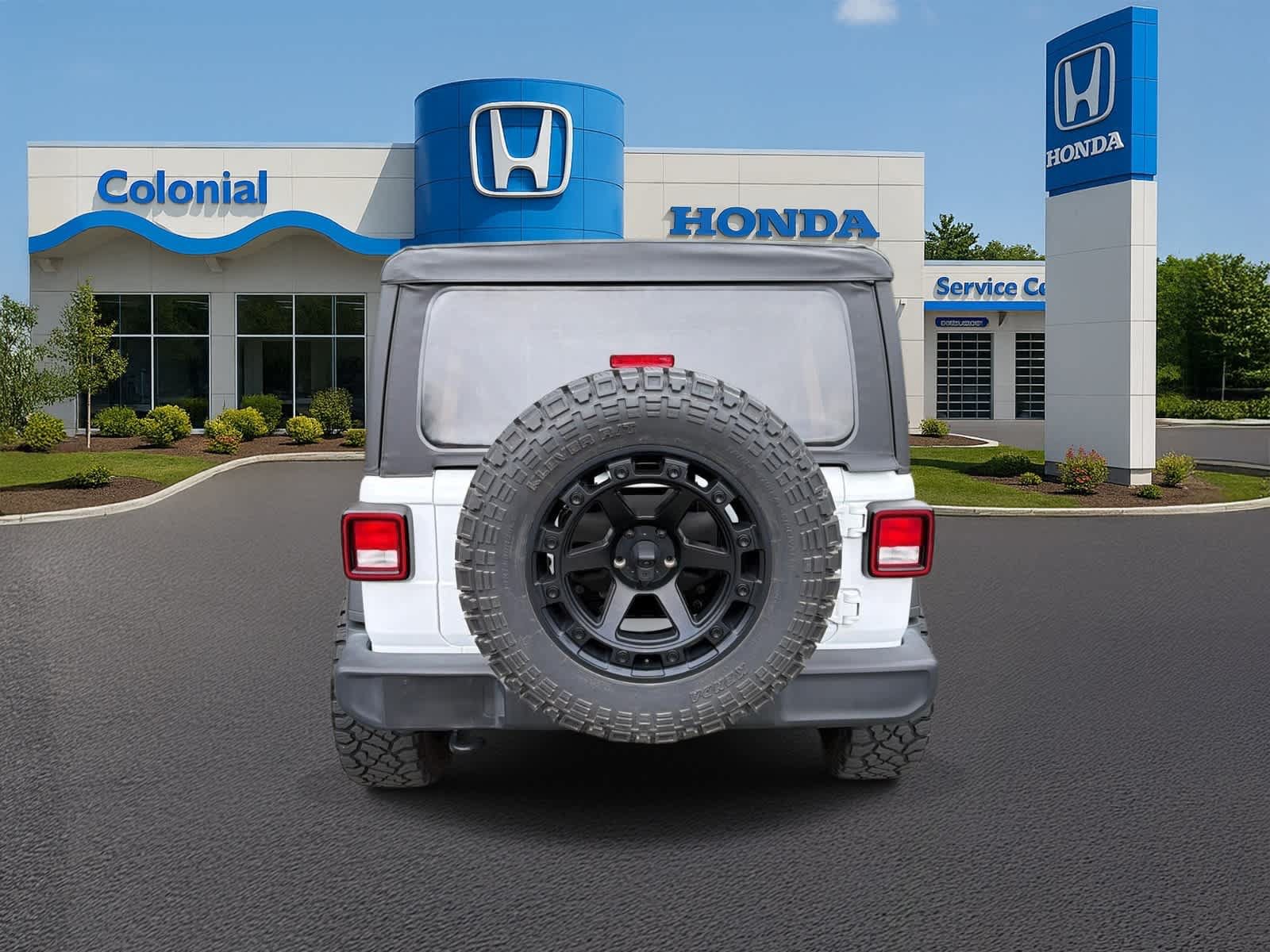 Used 2022 Jeep Wrangler Unlimited Sport AWD/4WD image 5