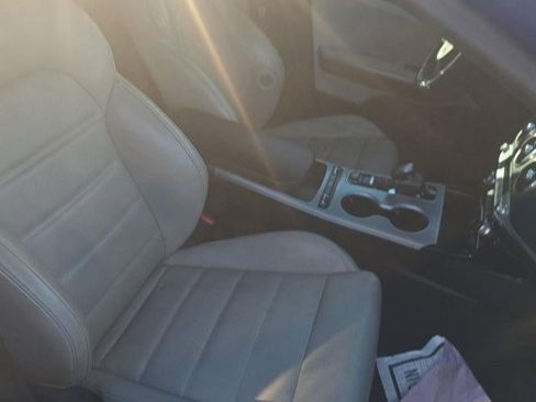 Used 2018 Kia Stinger GT2 image 8