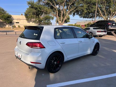 Used 2021 Volkswagen GTI SE FWD image 7