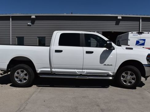 Used 2026 RAM 2500 Big Horn AWD/4WD image 4