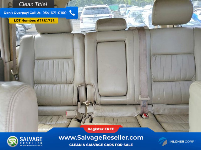 Used 2006 Toyota Land Cruiser AWD/4WD image 13