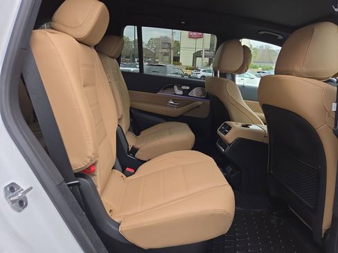 New 2026 Mercedes-Benz GLS 450 GLS 450 image 18