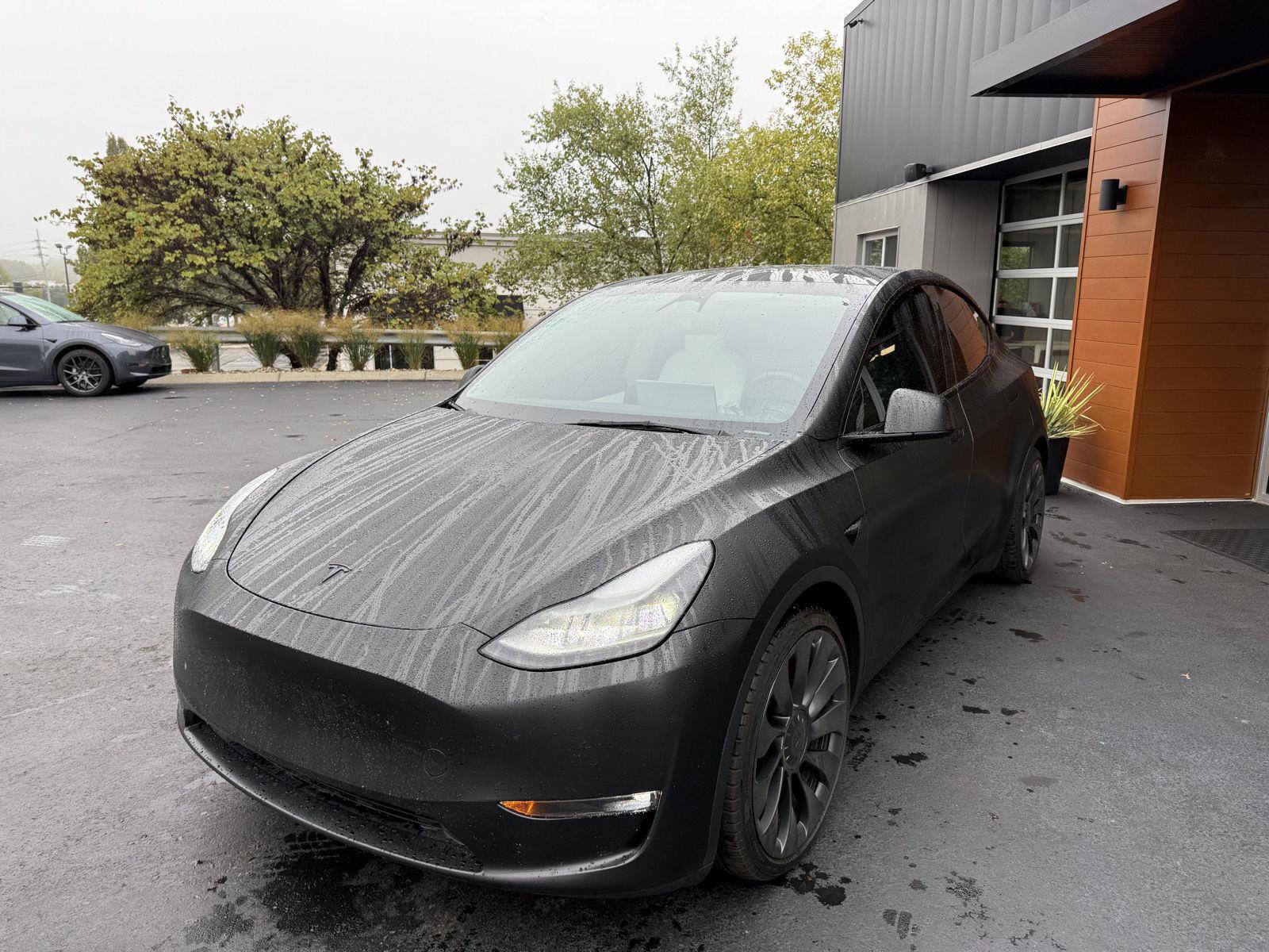 Used 2022 Tesla Model Y Performance AWD/4WD image 8
