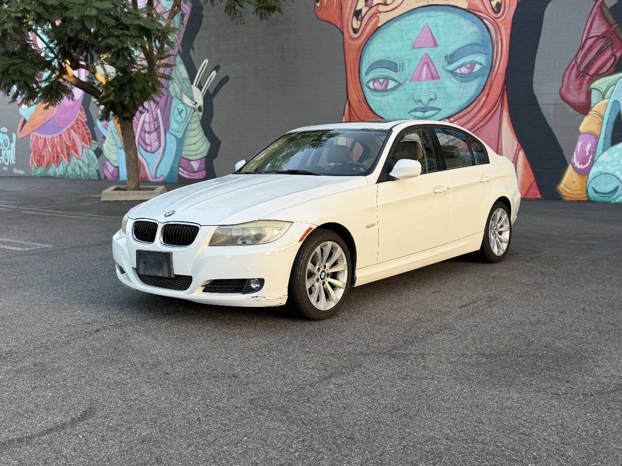 Used 2011 BMW 328i Sedan RWD image 1