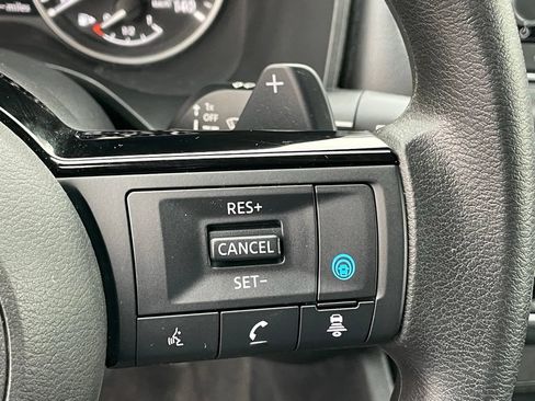 Certified 2023 Nissan Rogue SV AWD/4WD image 15