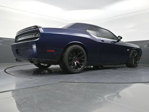 Used 2014 Dodge Challenger SRT8 RWD image 34