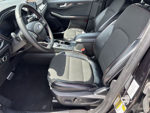 Used 2024 Ford Escape ST-Line AWD/4WD image 10