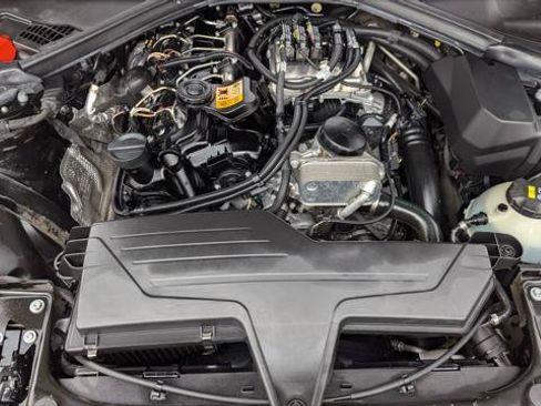 Used 2018 BMW 320i Sedan RWD image 31