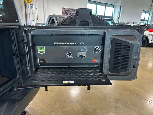 Used 2024 Ford Bronco Everglades AWD/4WD image 44