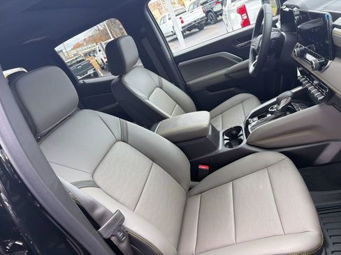 New 2026 Chevrolet Colorado ZR2 w/ Technology Package image 25