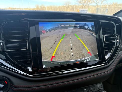 Used 2023 Dodge Durango GT image 28