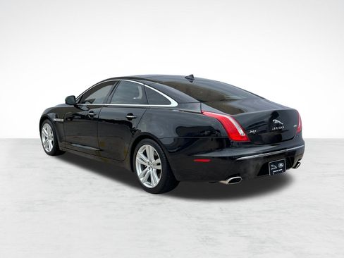 Used 2013 Jaguar XJ image 3