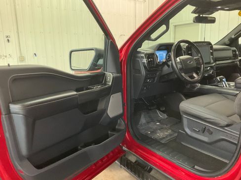 Used 2022 Ford F150 XLT w/ Equipment Group 302A High AWD/4WD image 8