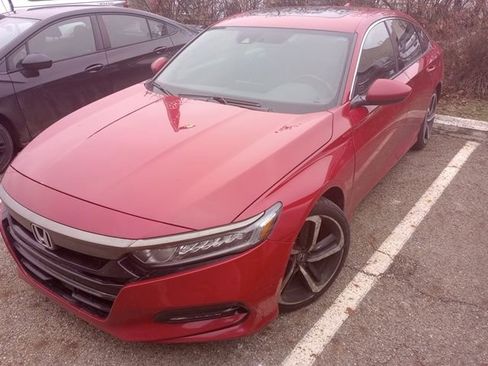 Used 2020 Honda Accord Sport image 3