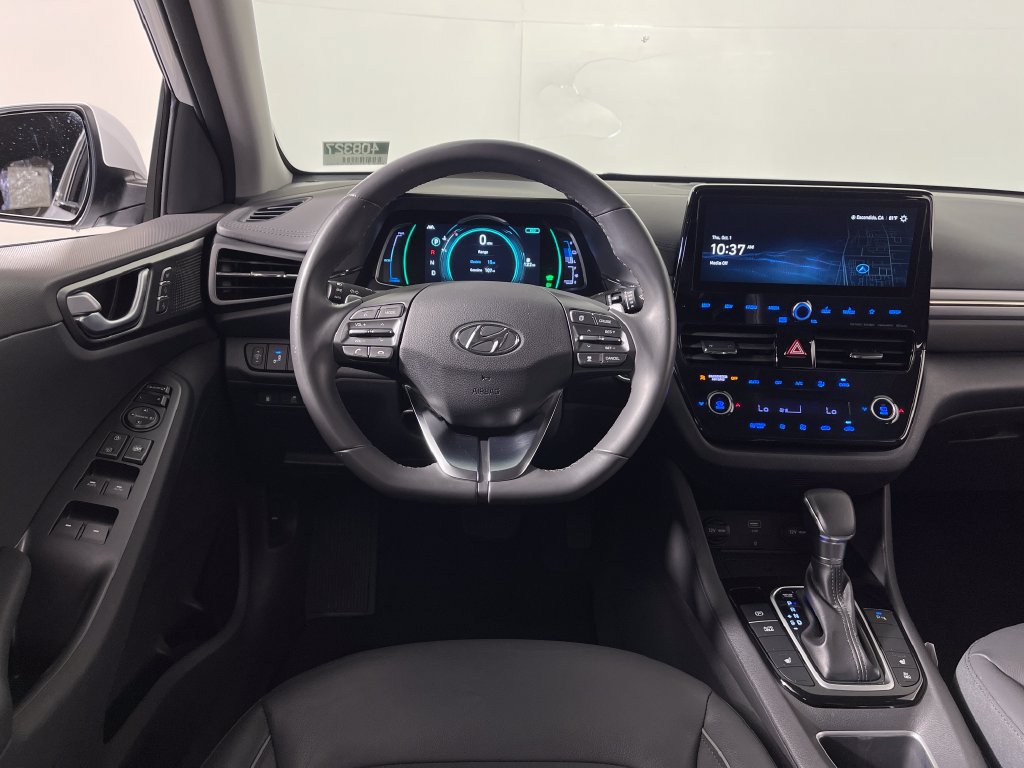 Used 2022 Hyundai Ioniq Limited FWD image 15