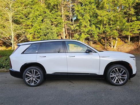 New 2026 Cadillac Vistiq Sport image 6