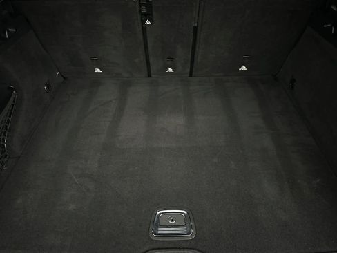 Used 2020 Mercedes-Benz GLC 300 4MATIC image 18