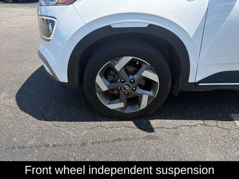 Certified 2023 Hyundai Venue Limited FWD image 9