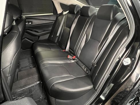 Used 2025 Honda Accord Touring image 12