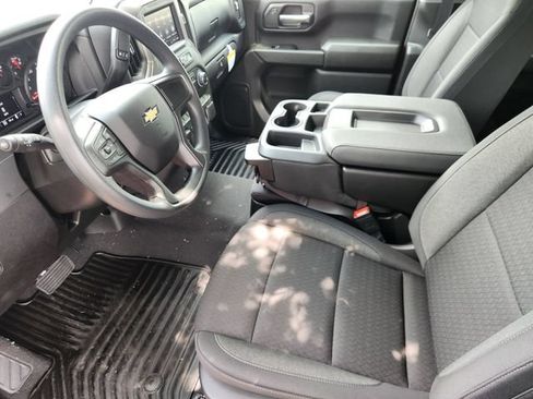 New 2026 Chevrolet Silverado 2500 Custom w/ Custom Value Package AWD/4WD image 4
