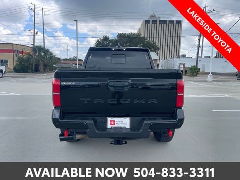 Certified 2024 Toyota Tacoma TRD Off-Road w/ TRD Off Road Upgrade Package AWD/4WD image 5