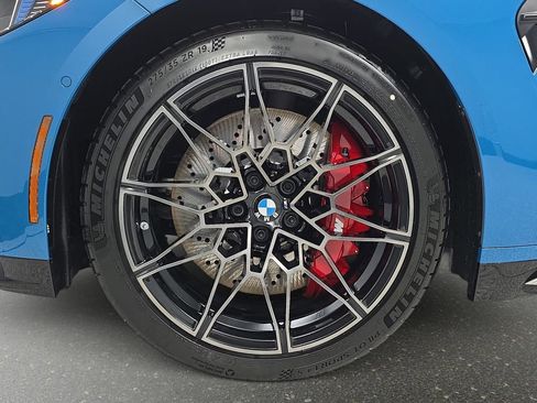 New 2026 BMW M3 w/ M Carbon Exterior Package RWD image 31
