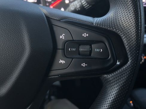 Used 2024 Chevrolet Trax LS image 18