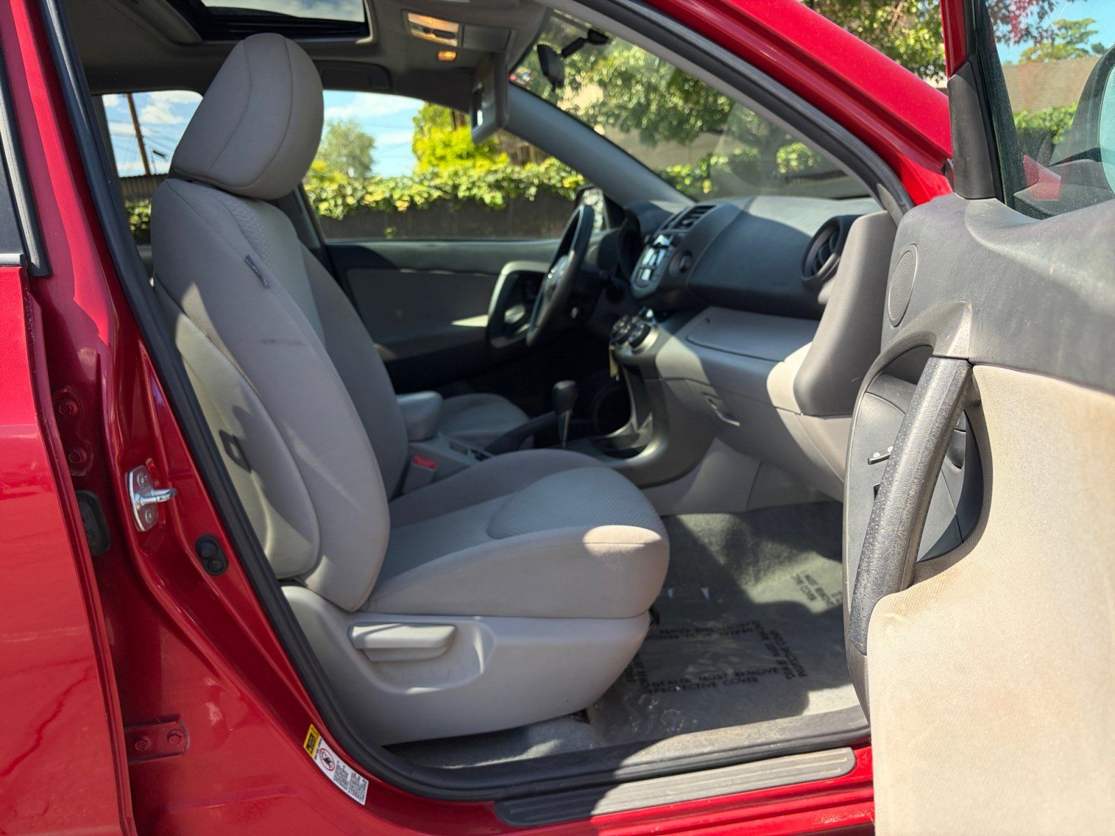 Used 2011 Toyota RAV4 4WD w/ Upgrade Value Pkg image 30