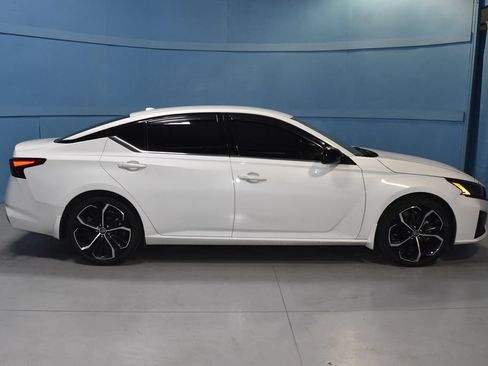 Certified 2024 Nissan Altima 2.5 SR FWD image 20