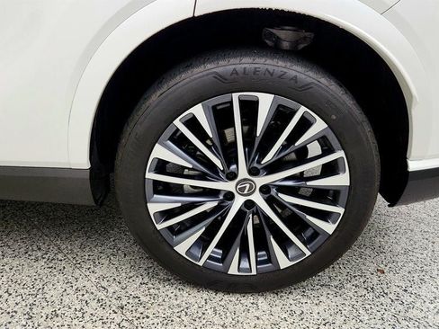 Used 2023 Lexus RX 350 Premium Plus w/ Cold Area Package FWD image 9