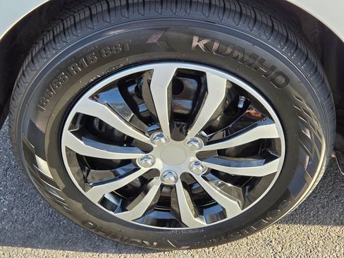 Used 2016 Kia Rio LX w/ Power Package FWD image 11