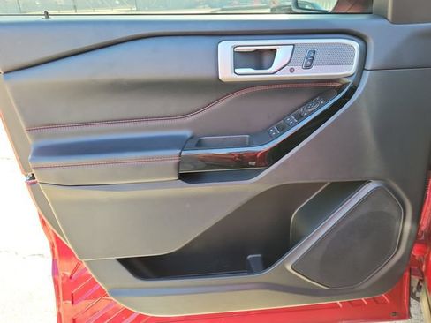 Used 2022 Ford Explorer ST-Line RWD image 18