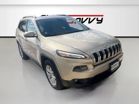 Used 2015 Jeep Cherokee Latitude AWD/4WD image 1