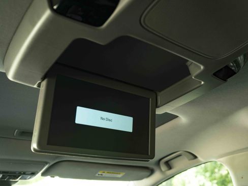 Used 2023 Honda Odyssey Touring image 39